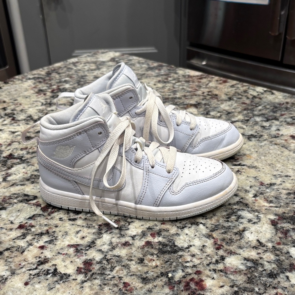 Kids White and blue Nike Air Force hight top Sneakers
